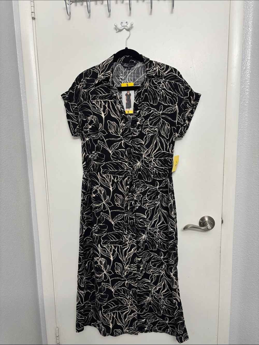 Badgley Mischka Black and White Floral Midi Dress